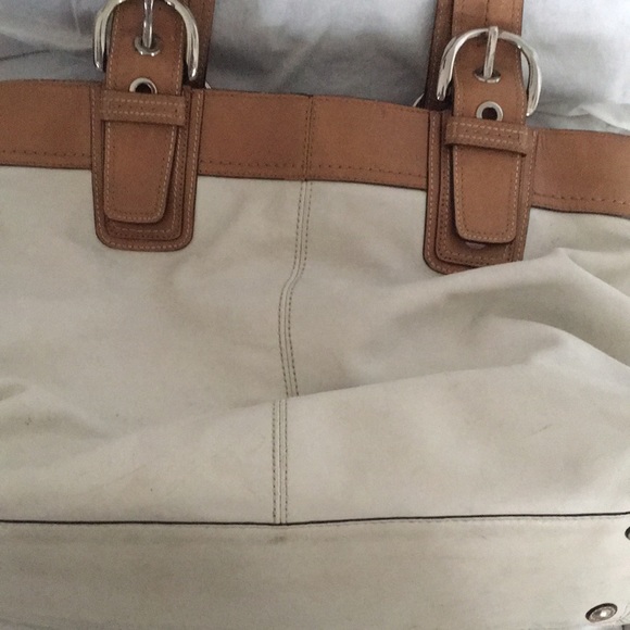 Coach Large Off White Satchel Tote Purse Bag - Picture 4 of 10